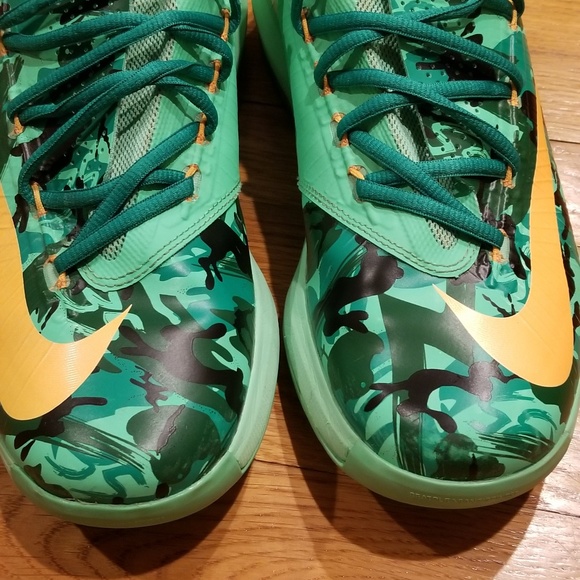 SOLD!!Retro NIKE KD6 "Easter" Sneakers - Picture 6 of 8
